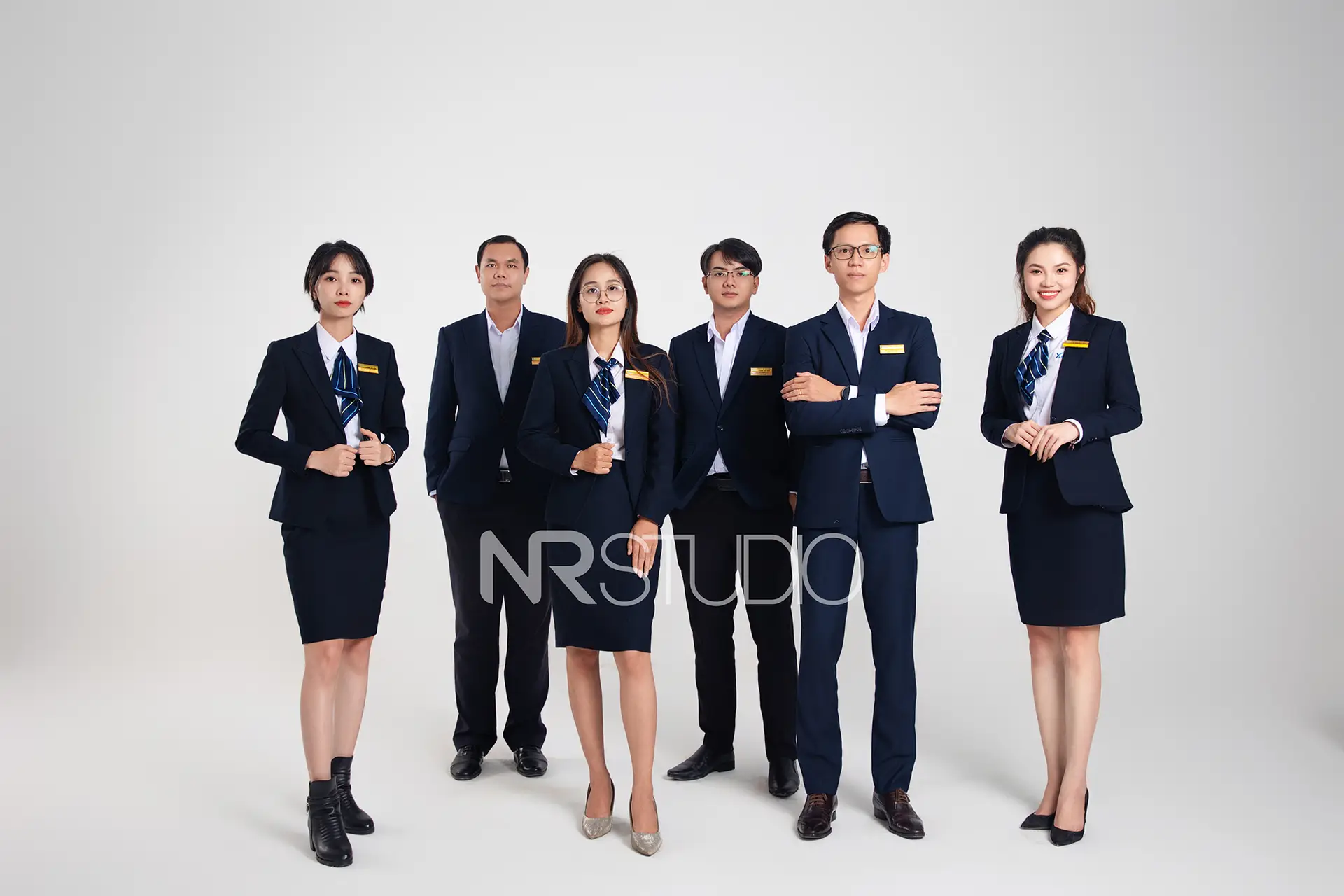 chụp ảnh profile công ty XCONS SG